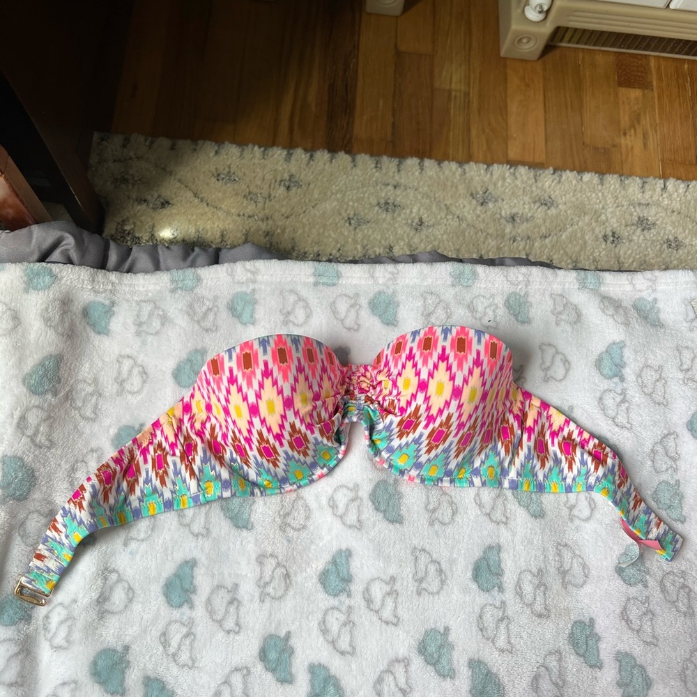 Victoria’s Secret Bikini top size 34C